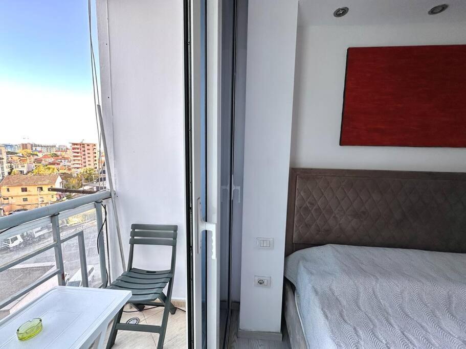 Family Living Tirana Lägenhet Exteriör bild